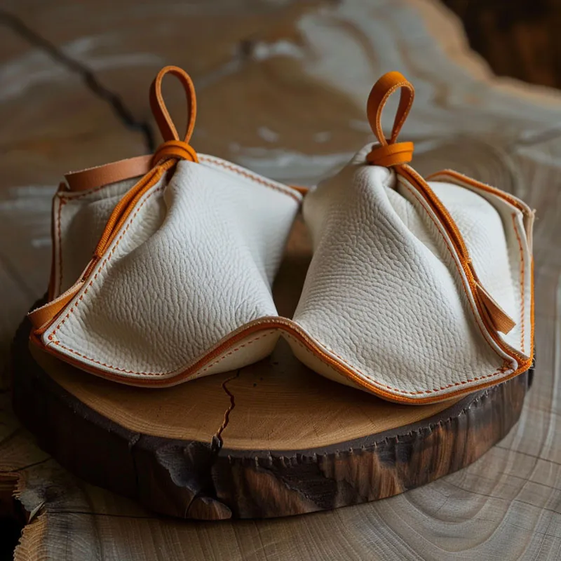 Kokie yra odinio papuošalų maišelio naudojimo pranašumai?